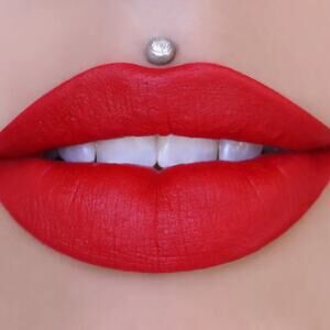 Jeffree Star velour liquid lipstick - REDRUM